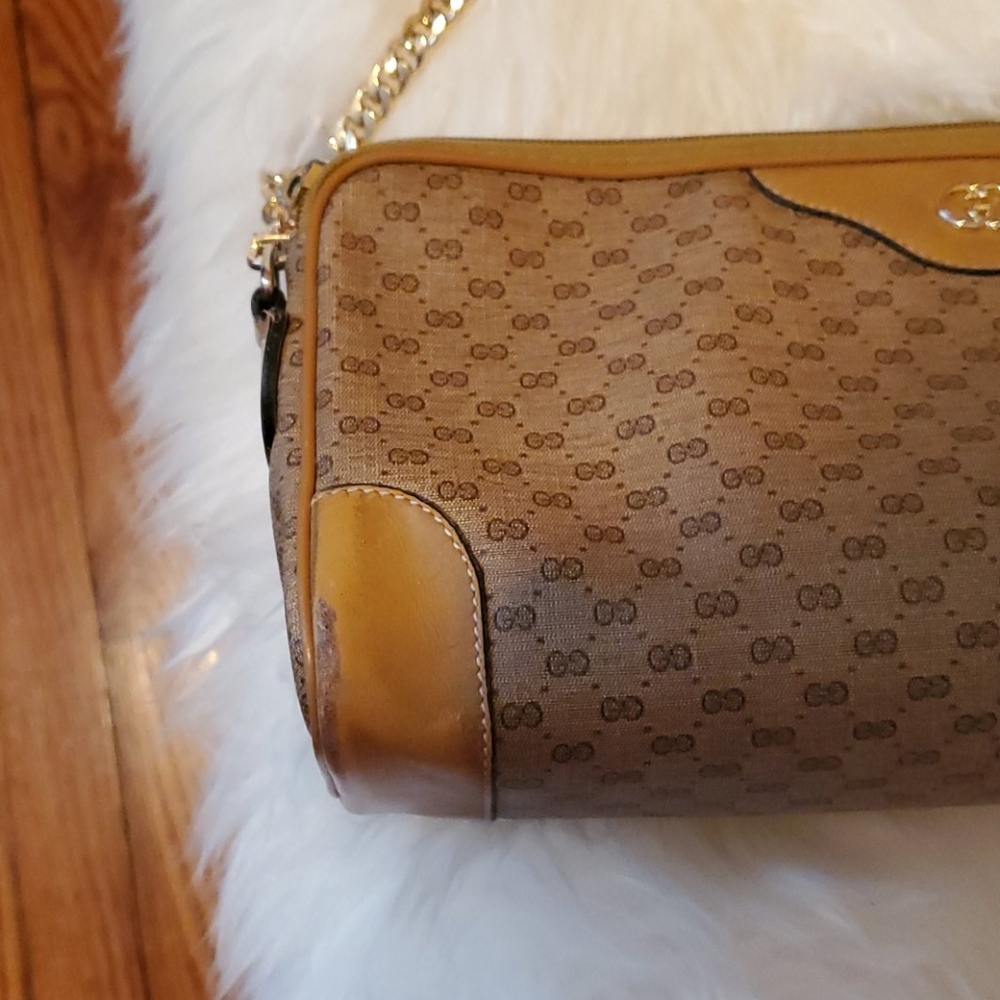Vintage Gucci Crossbody Clutch ❤️ - Picture 9 of 15